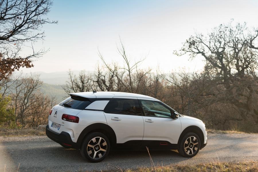  Citroen C4 Cactus 2018 года  (WW) (фото 38 из 40)